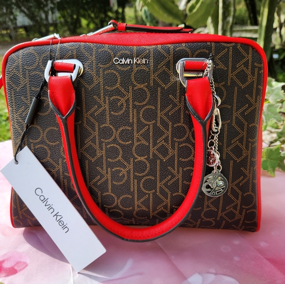 Calvin Klein Handbag/ Crossbody With Bag Charms - Picture 1 of 15